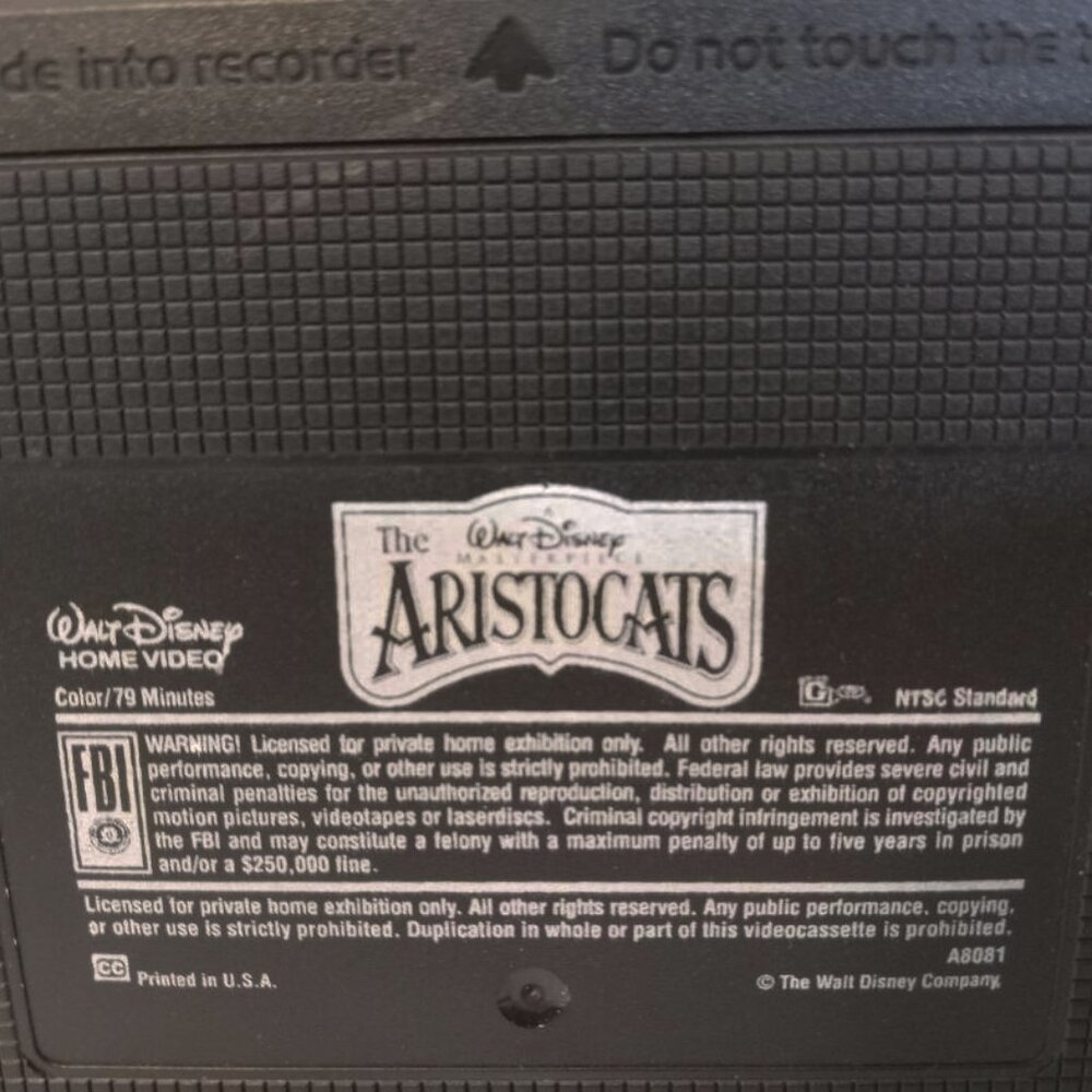 Walt Disney Pictures VHS Tape Movie ONLY The Aristocats Rated G - Picture 4 of 4